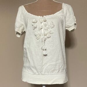 ⭐️⭐️ Abercrombie & Fitch Top with 3D Floral Details- size Small
